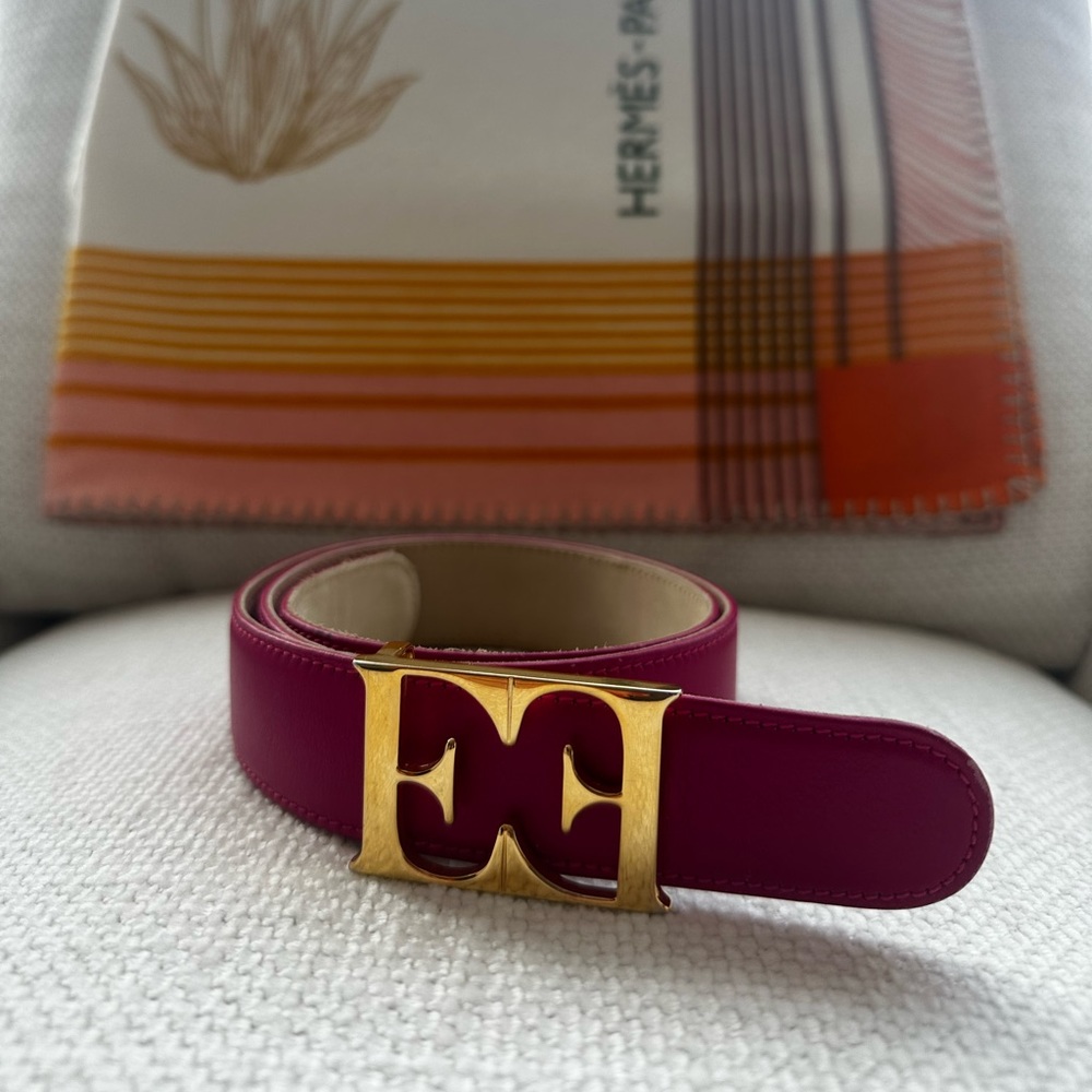 ESCADA BELT